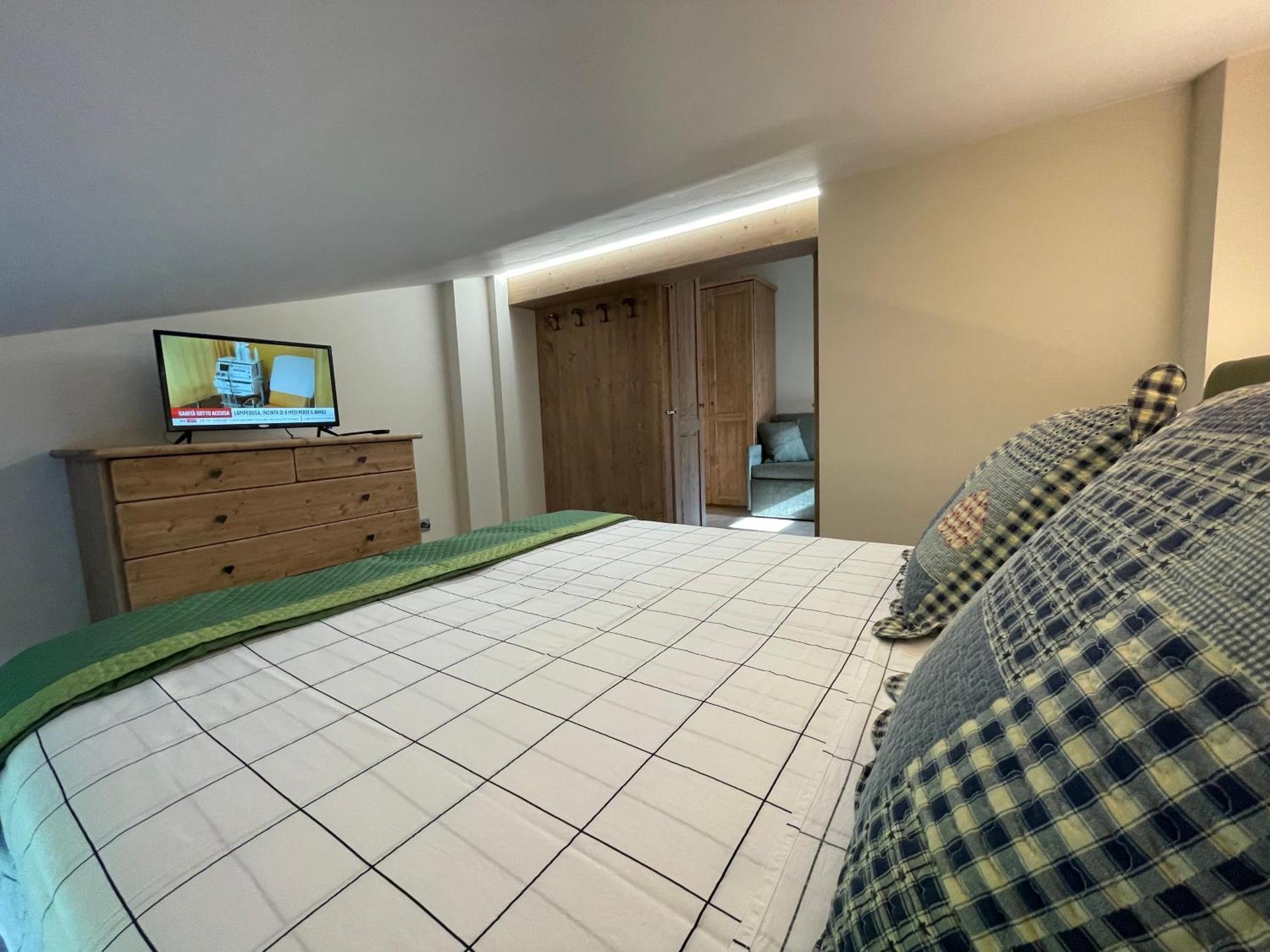 La Casina di Oscar ad Aosta Villaggio Combe Quart Esterno foto