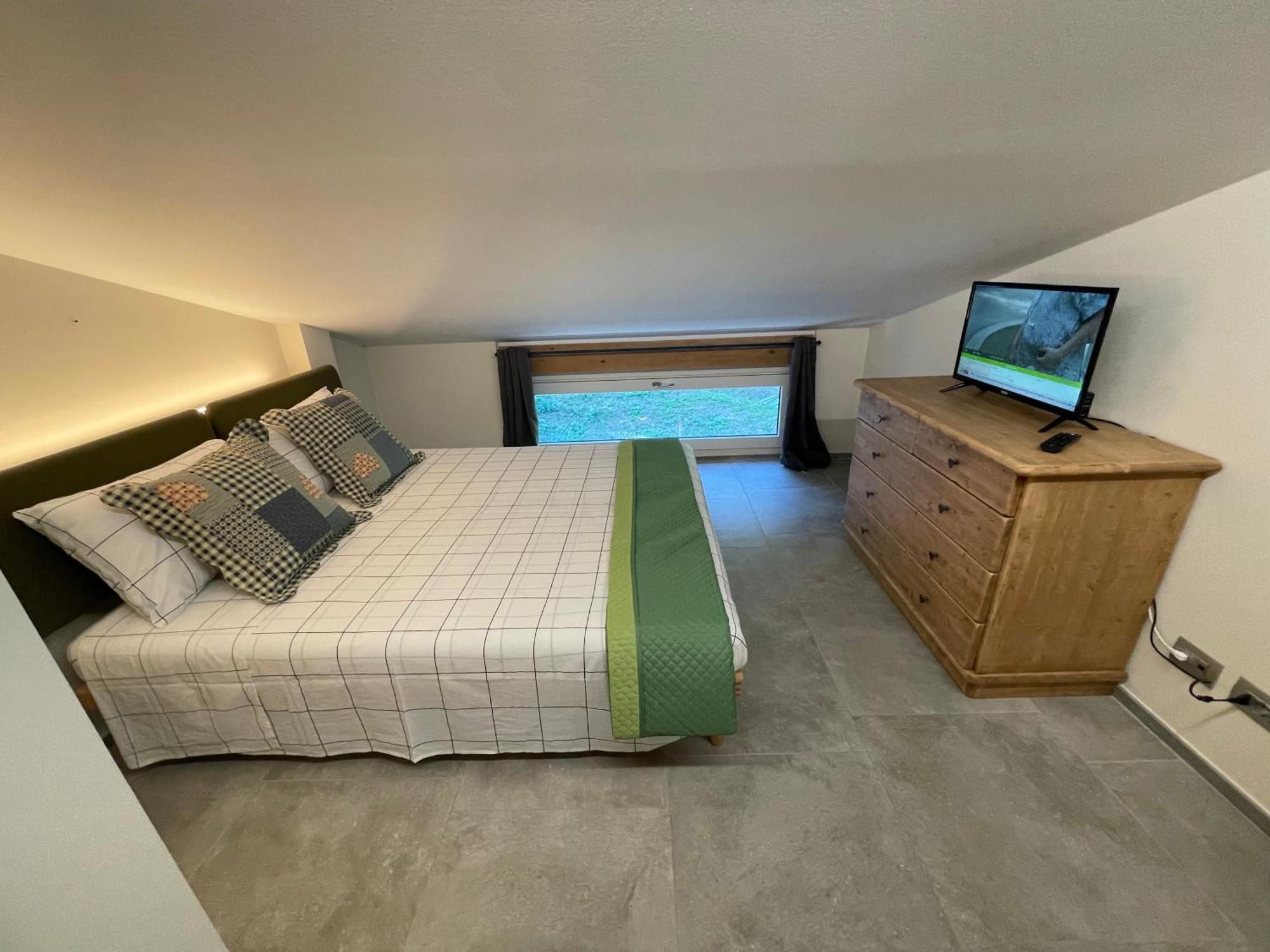 La Casina di Oscar ad Aosta Villaggio Combe Quart Esterno foto