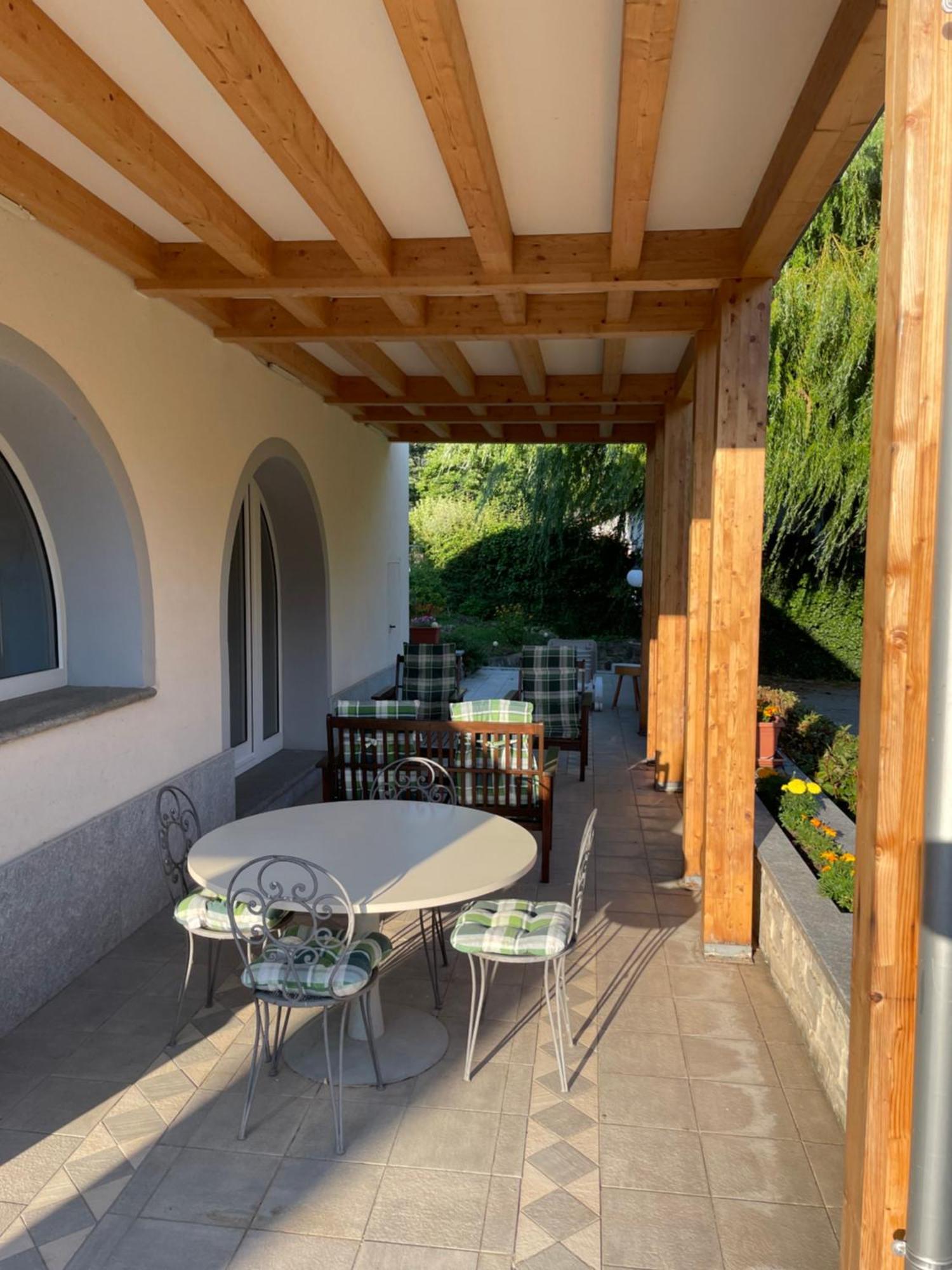 La Casina di Oscar ad Aosta Villaggio Combe Quart Esterno foto